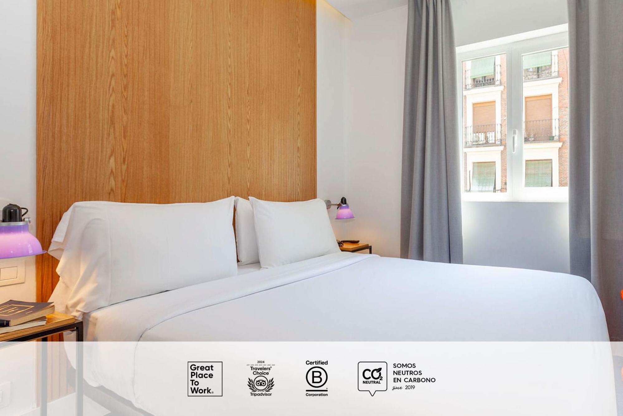 Готель Sleep'N Atocha - B Corp Certified Мадрид Екстер'єр фото